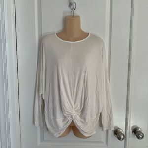 GAZE Twist Front White Top w/Long Dolman Sleeves NWT